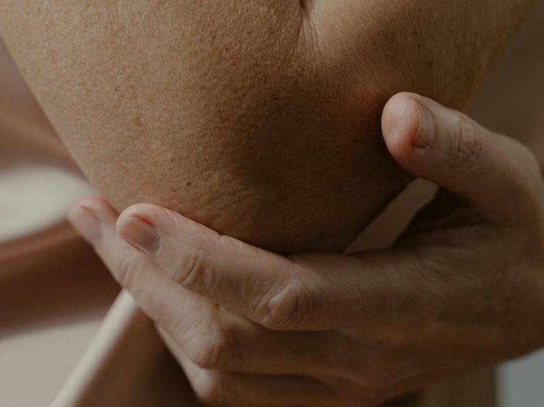 Lateral epicondylalgia (also known as tennis elbow): an overview